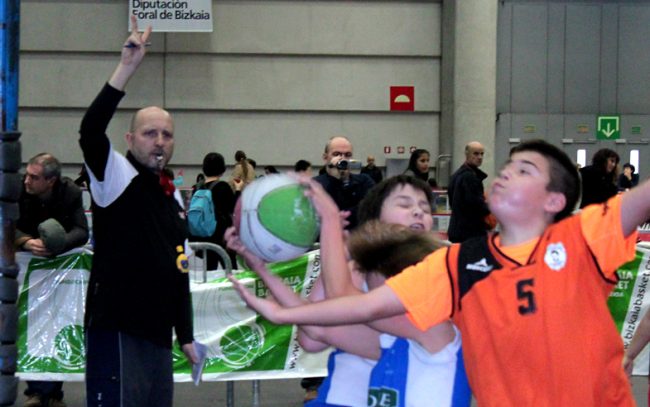 eskola-laguntzaile-arbitra eskola laguntzaile