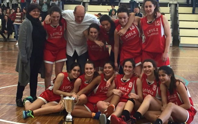 LOIOLA-IND-JUN-FEM-TXAPELDU