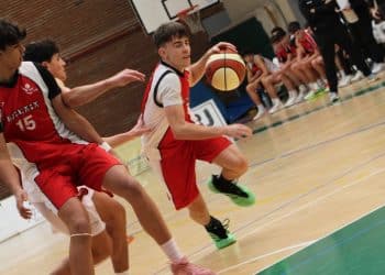 EUSKNAF25: Los chicos de Bizkaia pueden con Nafarroa y acceden a la final Junior. Las chicas lucharán por el tercer puesto