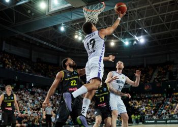 El Surne Bilbao reeditará final de la FIBA Europe Cup ante el Paok