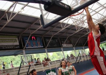 Bizkaia U22M domina en el Torneo Madalenak