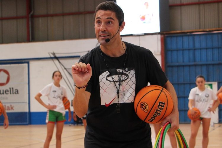 El baloncesto femenino, en el foco, en el 40 aniversario de Barrena Berri